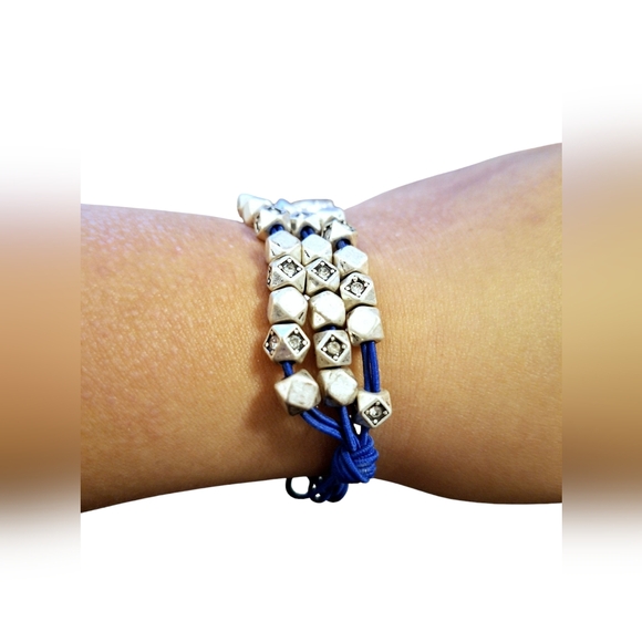 Premier Designs Blue & Silver Beaded Bracelet - Picture 4 of 4